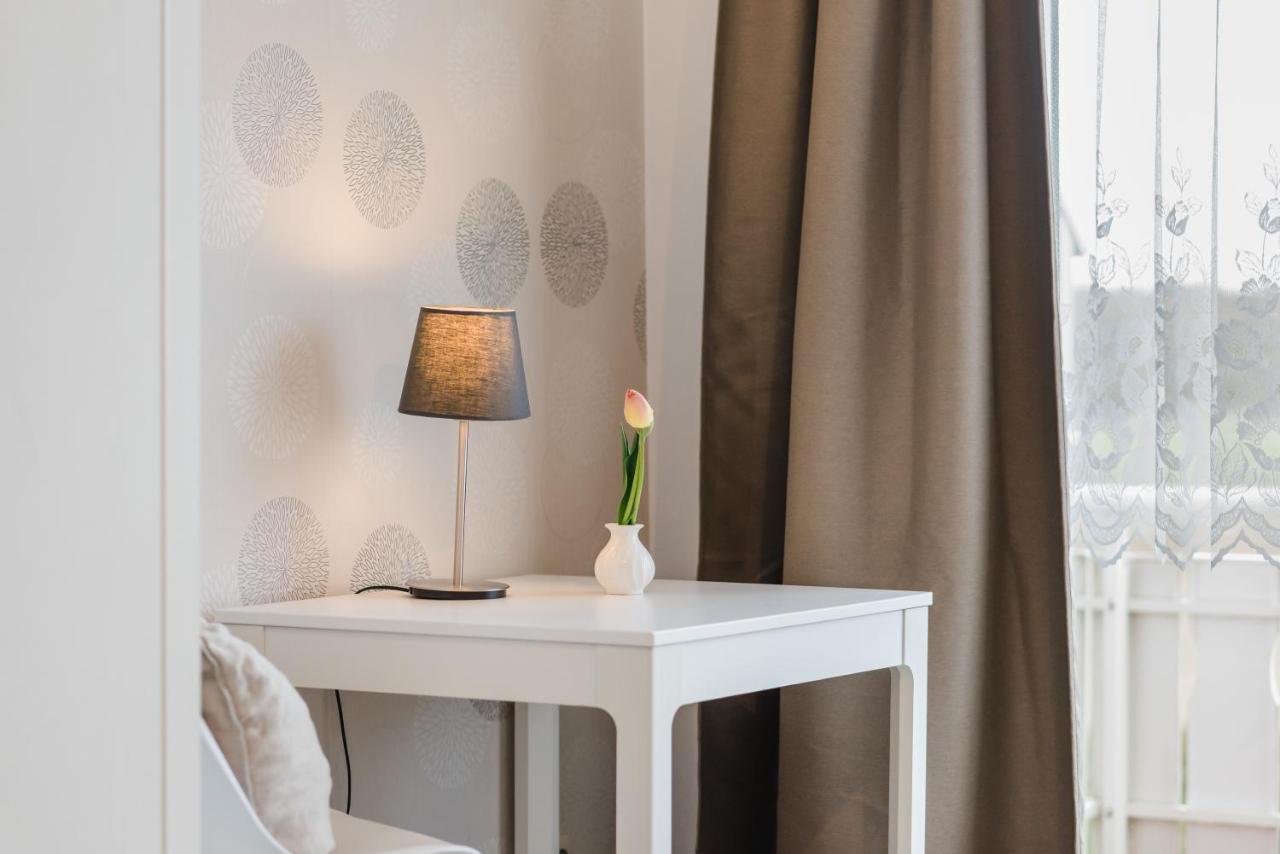 Straendhus Bed&Breakfast Hasselberg  Buitenkant foto