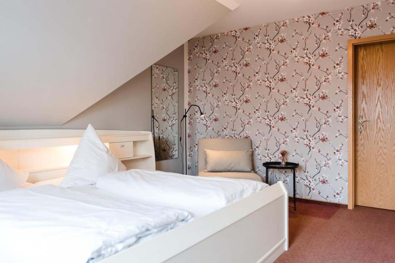 Straendhus Bed&Breakfast Hasselberg  Buitenkant foto